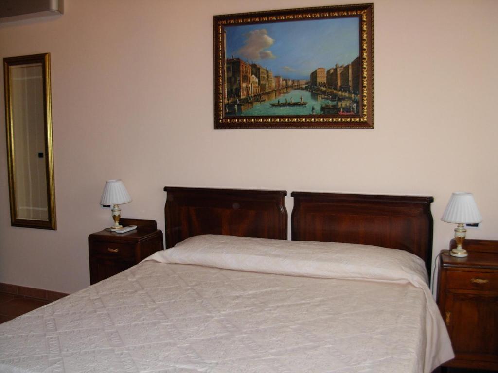 Hotel Michelangelo San Bartolomeo in Galdo Pokoj fotografie